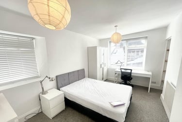 6 bed house, Greenbank Avenue, Lipson, Plymouth, PL48PS - Image 3